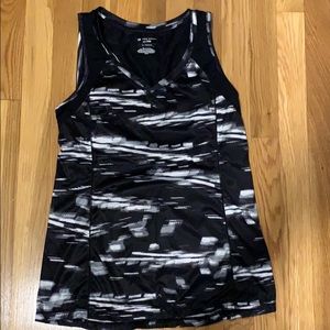 Black and white work out top